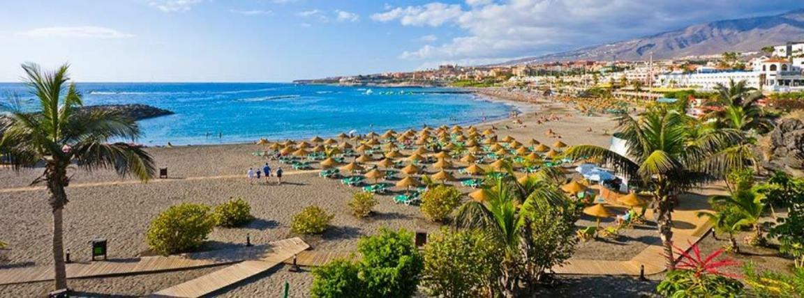 Las Americas Downtown : Prime Location Accomm. Arona  Luaran gambar
