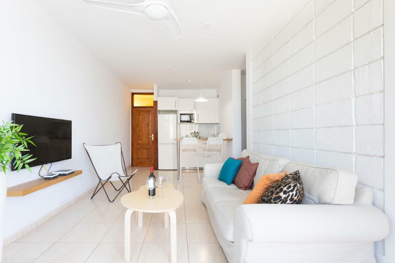 Las Americas Downtown : Prime Location Accomm. Arona  Luaran gambar