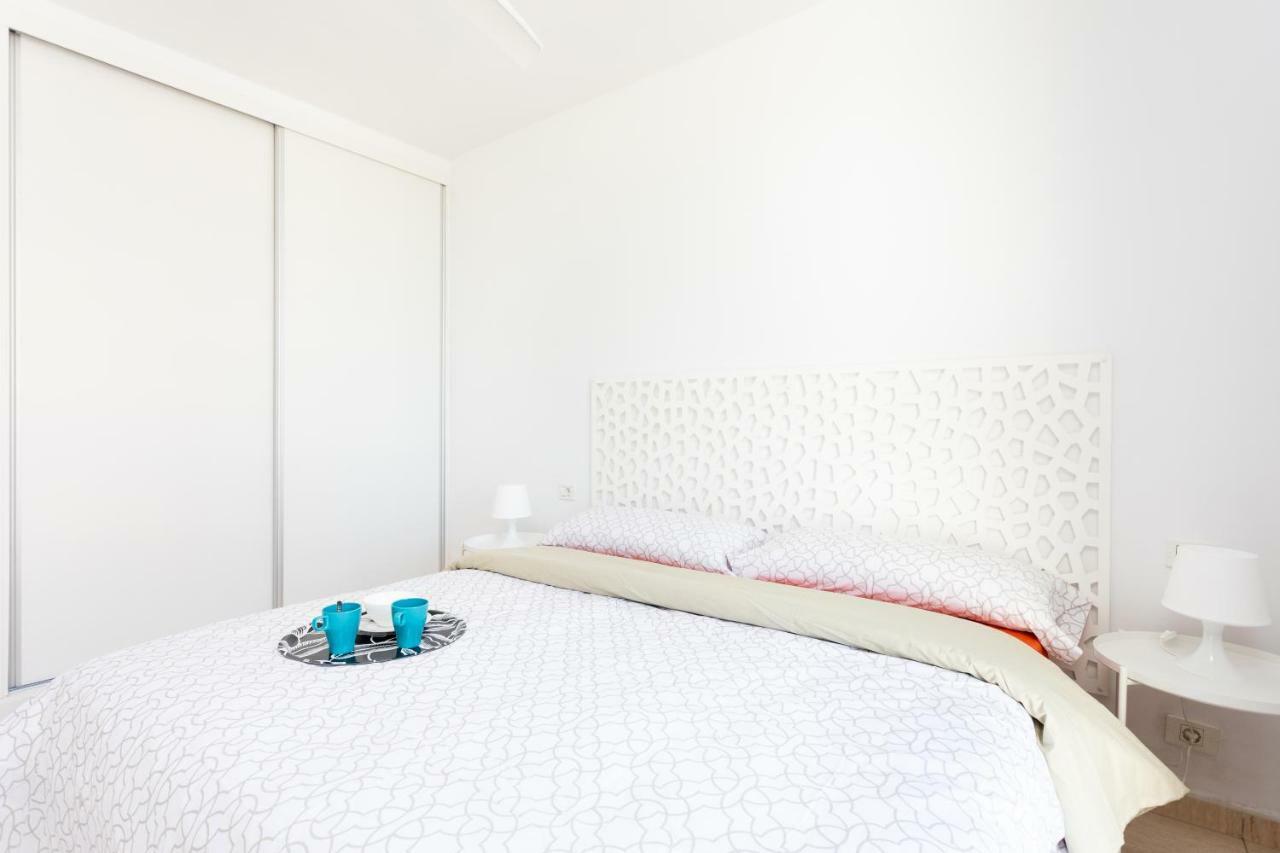 Las Americas Downtown : Prime Location Accomm. Arona  Luaran gambar