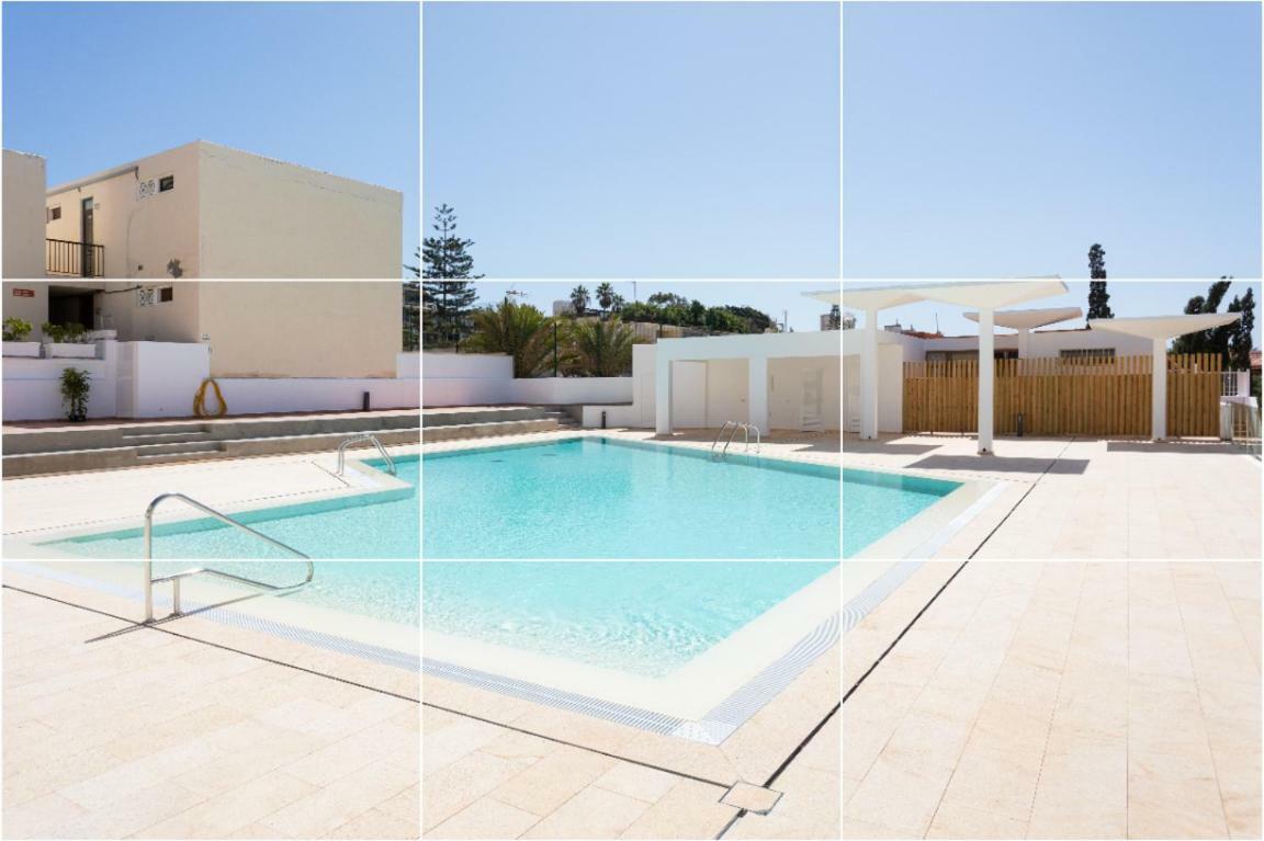 Las Americas Downtown : Prime Location Accomm. Arona  Luaran gambar